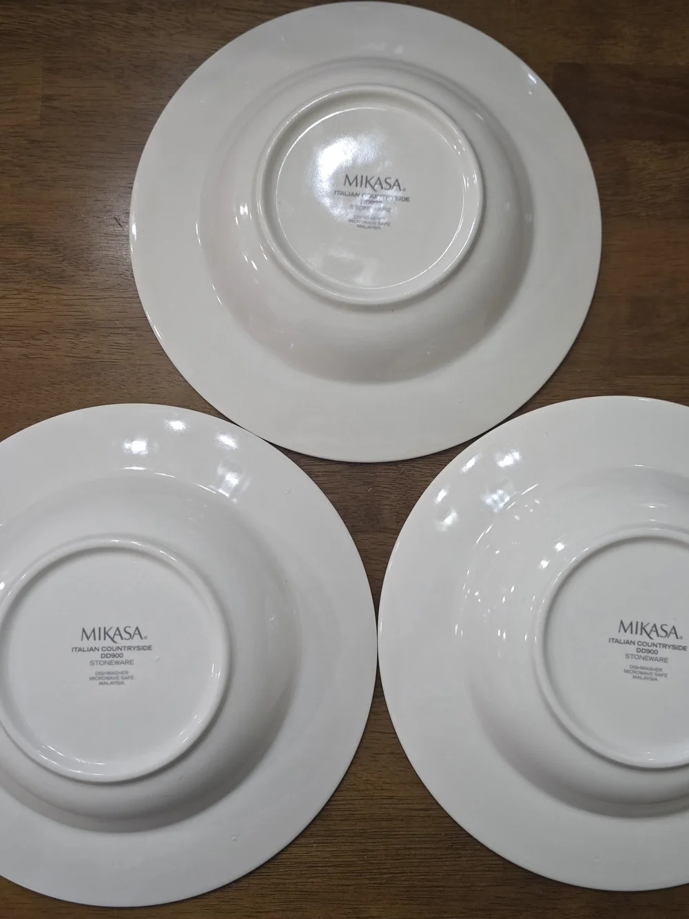 Set of 3 Mikasa Italian Countryside Rimmed Soup Bowls DD900 White Stoneware